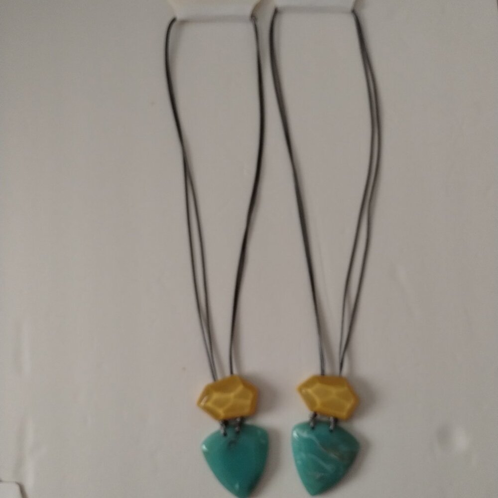 Necklace - Costume Jewelry